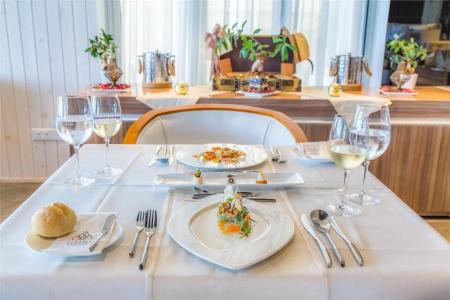 The Ciao Stelio Deluxe (Adults Only) - 14
