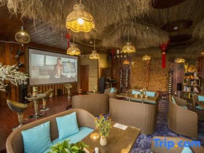 Yishiqingyuan Sea View Boutique Inn - 10
