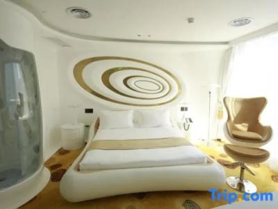 Guangzhou Planet - 56