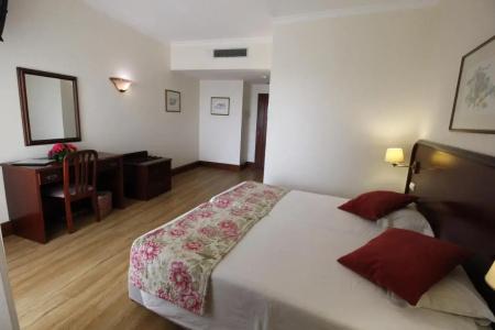 Suite Jardins Da Ajuda - 42