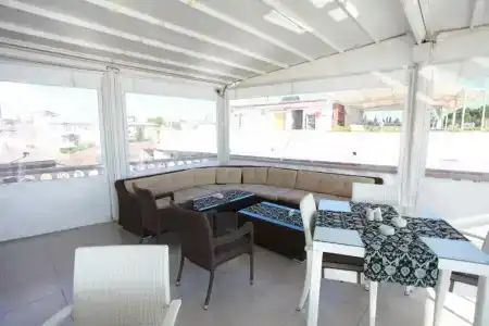 Bacchus Pension - 22
