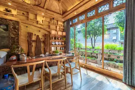 The Ritz-Man Boutique Inn - 8