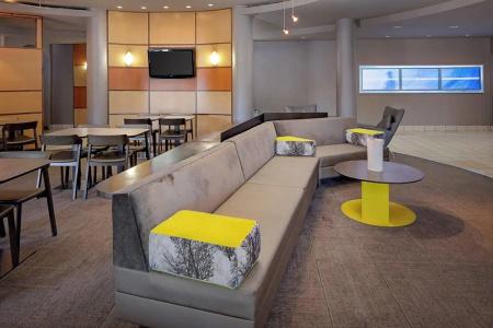 SpringHill Suites by Marriott - 23