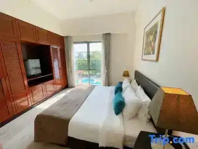 Diamond Westlake Suites - 74