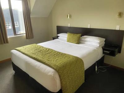 Allan Court - 39