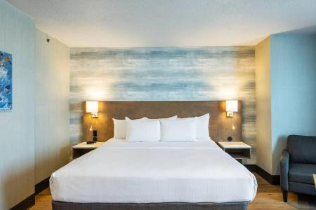 Quality Inn & Suites - 70