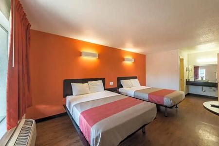 SureStay by Best Western San Antonio Riverwalk - 59