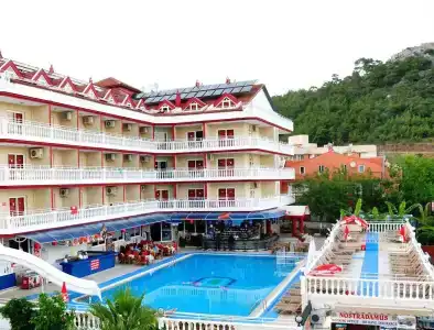 Mustis Royal Plaza - 14