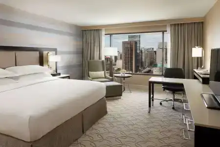 Hilton - 79