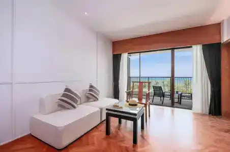 SeaCono Patong Beach Front - 177