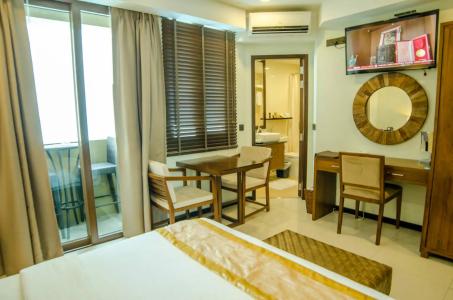 The Somerset - 16