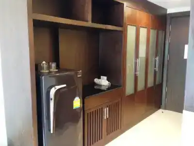 August Suites - 61