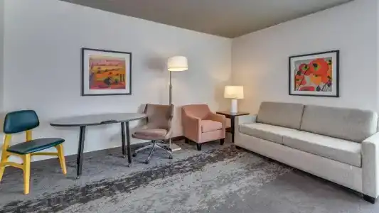 Holiday Inn, An Ihg - 82