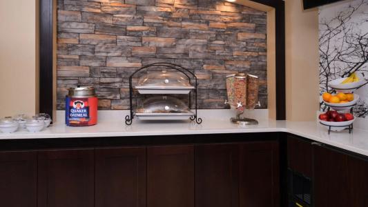 Staybridge Suites at Empire Mall, an IHG - 20