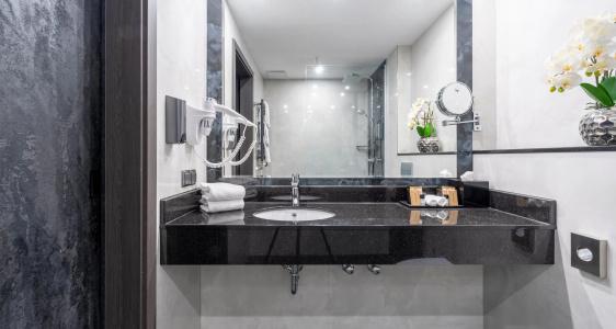 Plaza Schwerin; Sure Collection By Best Western - 190