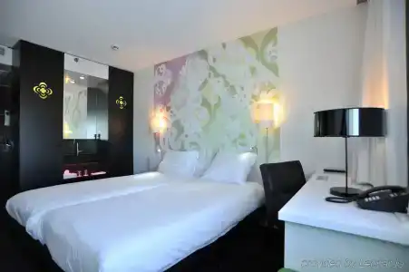 Tulip Inn Eindhoven Airport - 2