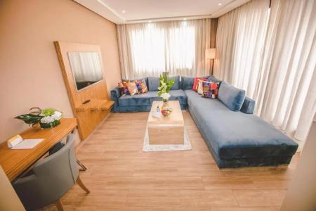 Down Town By Business & Leisures - 131