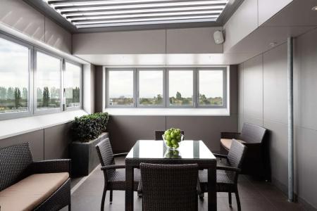 Rydges Latimer - 170