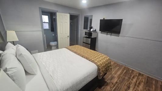 Travelers Inn - 21