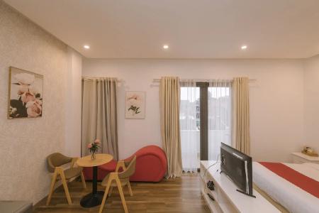 Ngan Pho Studio & - 137