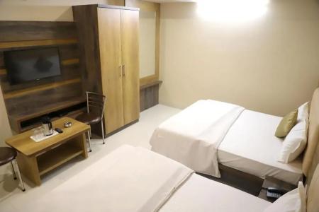 Star Inn - 53