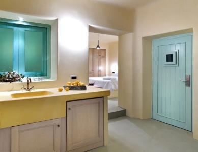 Voreina Gallery Suites - 20