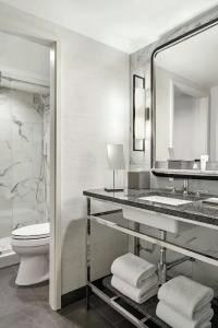 Jw Marriott New Orleans - 111