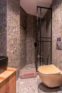 Snob Athens - 8