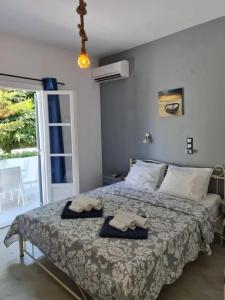 Zoumis Studios - 263