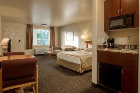 St. George Inn and Suites - 61