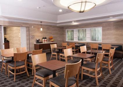 Comfort Suites - 20