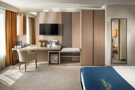 Landmark Creek & Wellness - 41