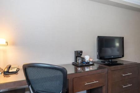 Sandman & Suites South - 38