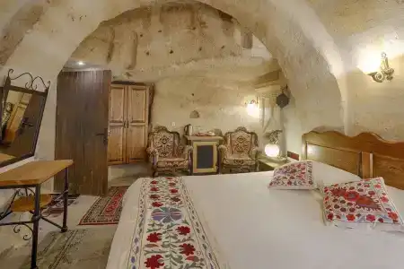 Tulip Cave Suites - 71