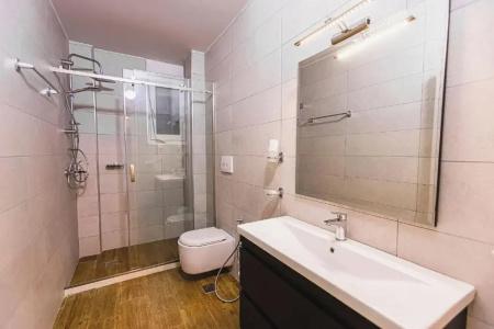 Olivar Tirana - 15