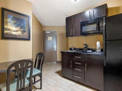 Best Western Plus Palms - 56