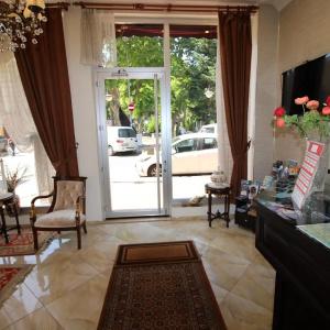 Sultans - 41