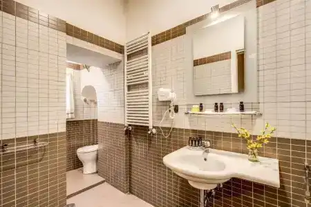 Gravina Suite Frattina - 90