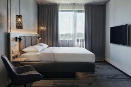 Moxy Frankfurt Airport Kelsterbach - 2