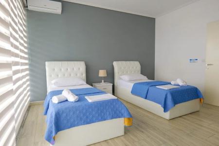 Oceanic Overview Suites - 91