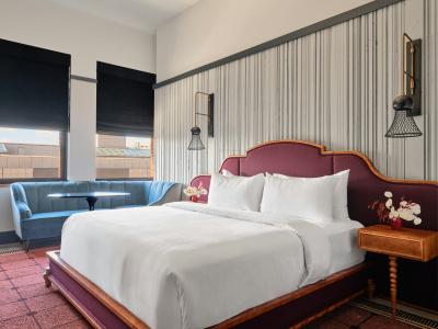 Holiday Inn Express Waterfront, An Ihg - 2