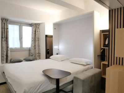 Hôtel Carré Vieux Port - 49