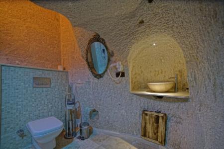 Zeus Cave Suites - 2