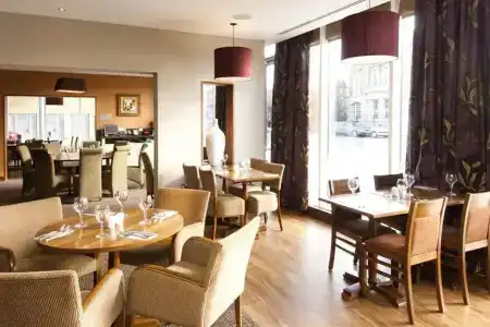 Premier Inn Greenwich - 14