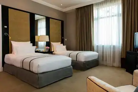 The Ritz-Carlton, - 34