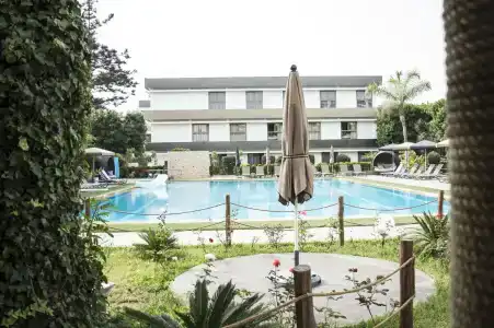 Mabrouk and Suites- Adult only - 12