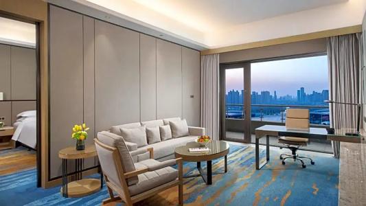 Intercontinental Wuhan, An Ihg - 80