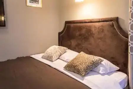 Four Lions House - 81