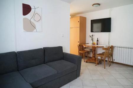 and Rooms Degra - 61