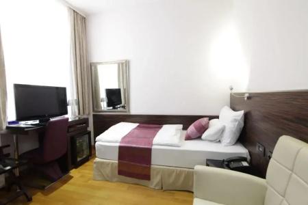 Best Western Plus Arcadia - 39